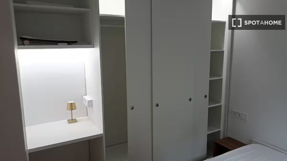 Apartment Barcelona, 2 beds — photo 5