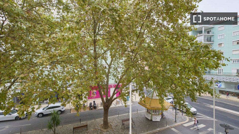 Double room Lisbon, 6 beds — photo 5