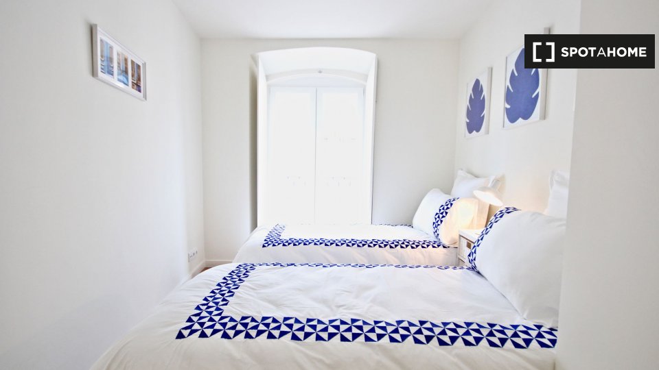 Apartment Lisbon, 2 beds — photo 7