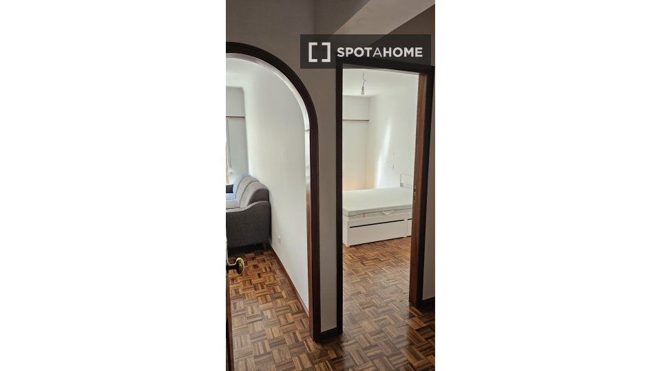 Apartment Lisbon, 1 bed, 50m² — photo 28