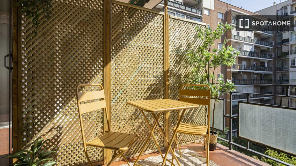 Double room Madrid, 6 beds — photo 95