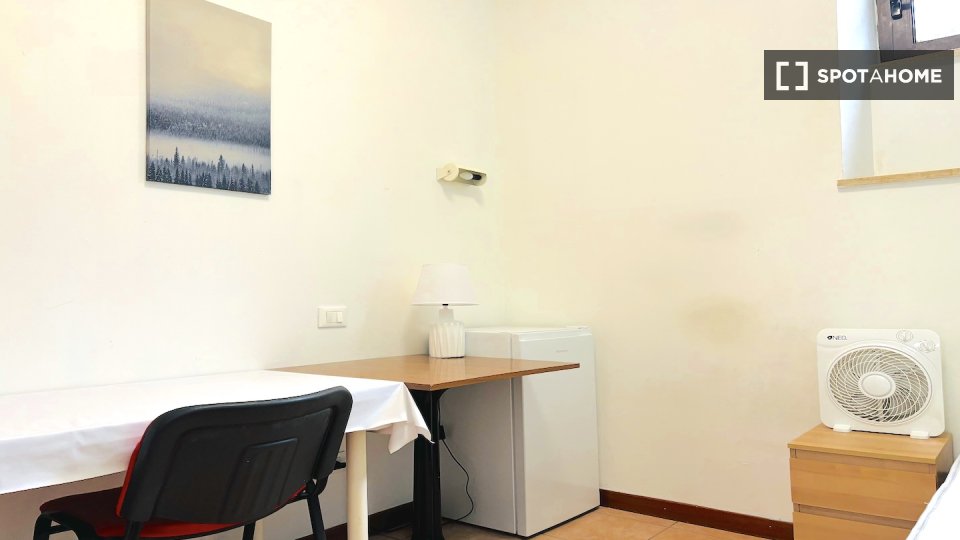 Double room Rome, 33 beds — photo 46