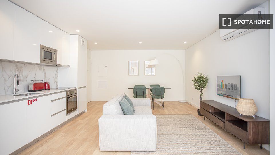 Apartment Porto, 1 bed, 74m² — photo 4