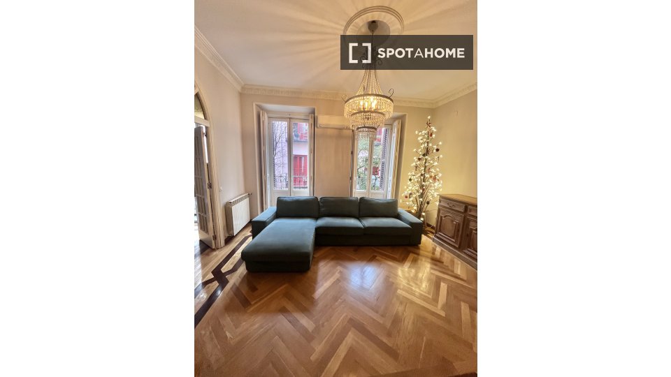 Apartment Madrid, 3 beds, 100m² — photo 1