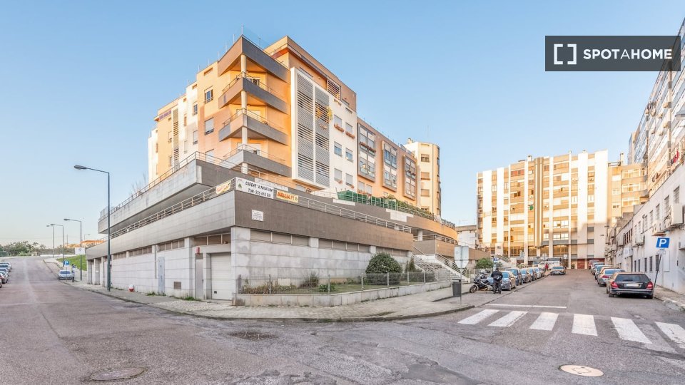 Apartment Lisbon, 1 bed — photo 13