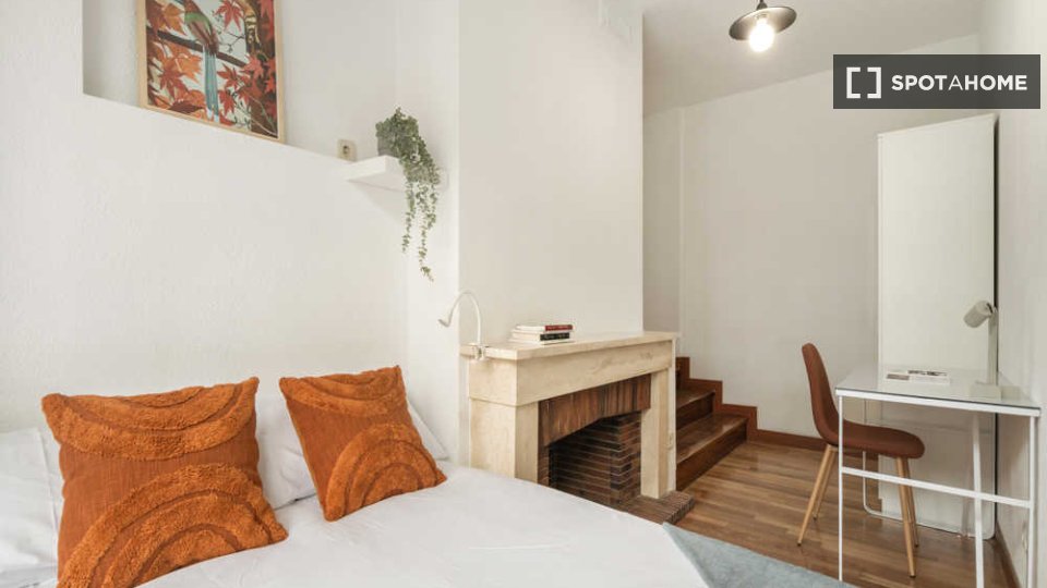 Double room Madrid, 10 beds — photo 27