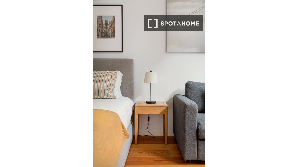 Apartment mono Lisbon — photo 12
