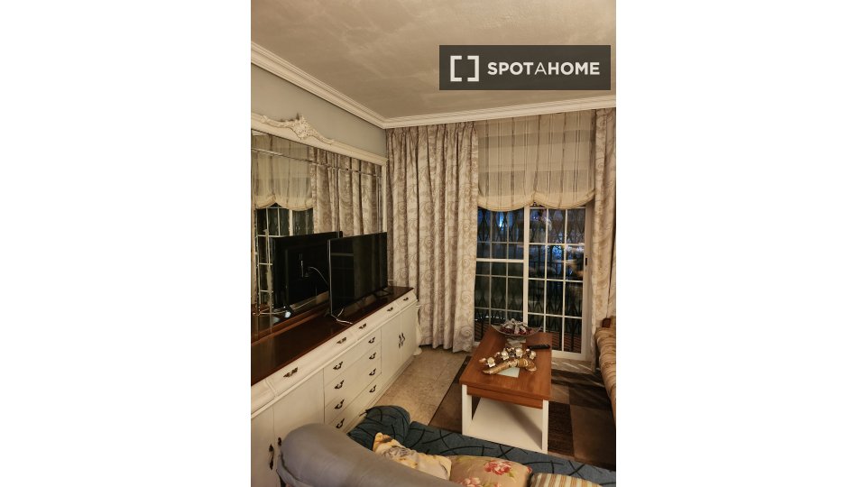 Double room Cordoba, 4 beds, 120m² — photo 6