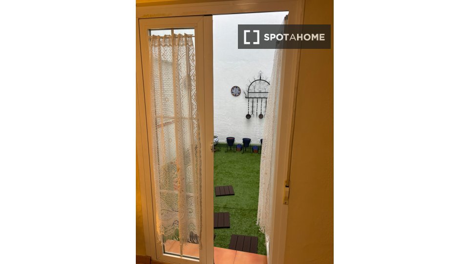 Double room Cordoba, 2 beds, 60m² — photo 14