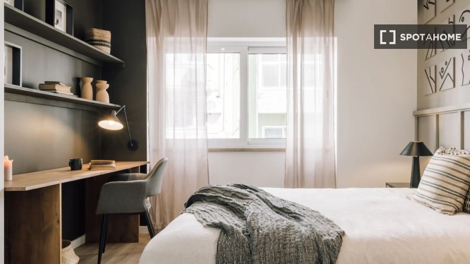 Apartment Lisbon, 2 beds — photo 11