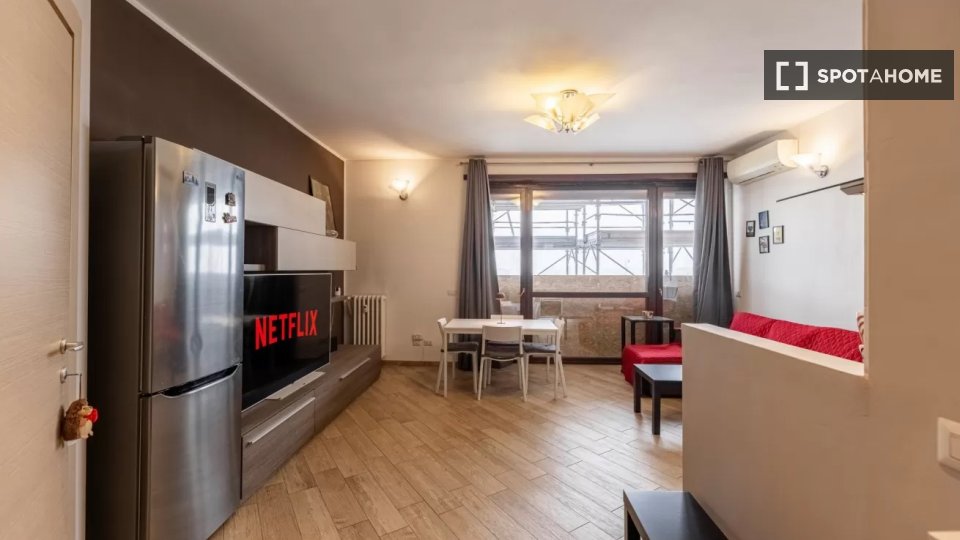 Apartment Milan, 1 bed — photo 9