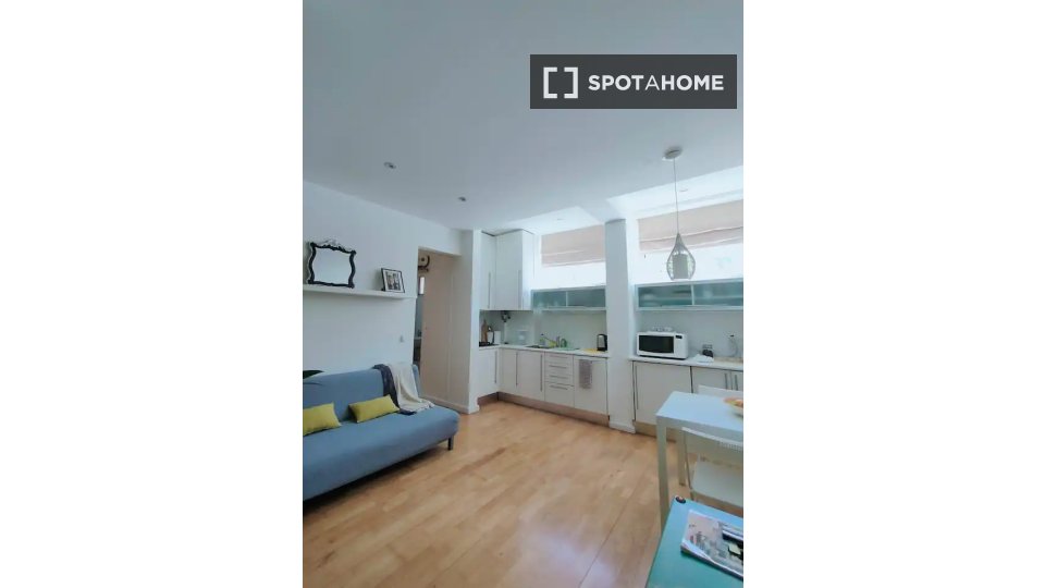 Apartment Lisbon, 1 bed — photo 12