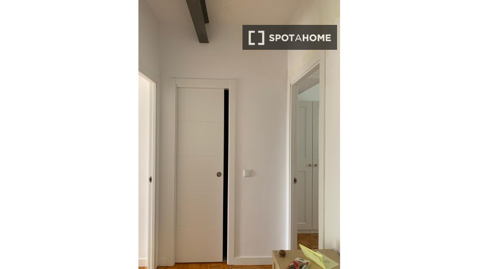 Apartment Madrid, 2 beds, 65m² — photo 15