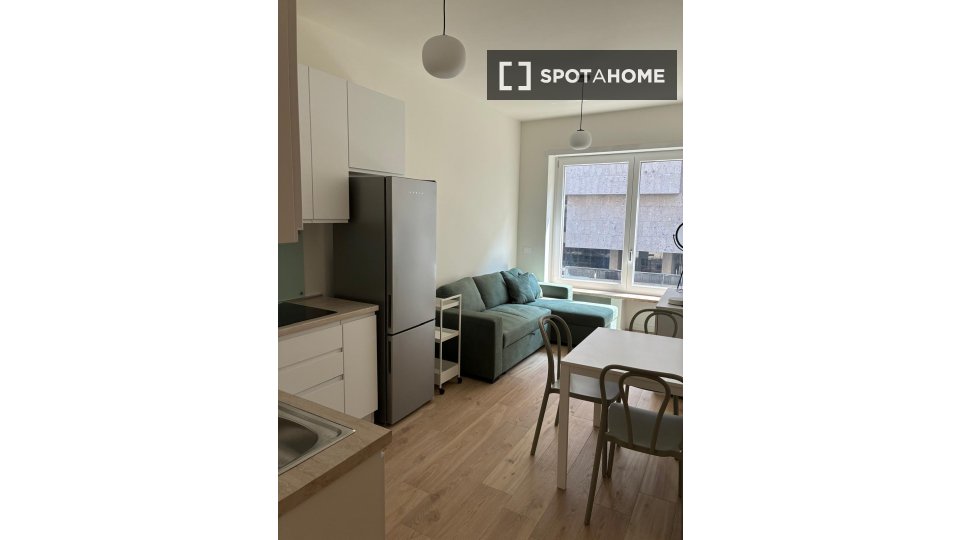 Double room Milan, 1 bed, 80m² — photo 3