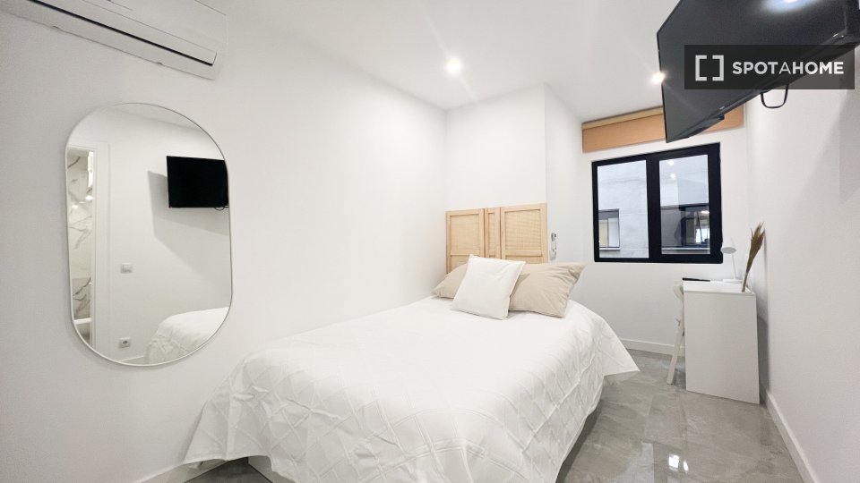 Apartment Madrid, 1 bed — photo 1