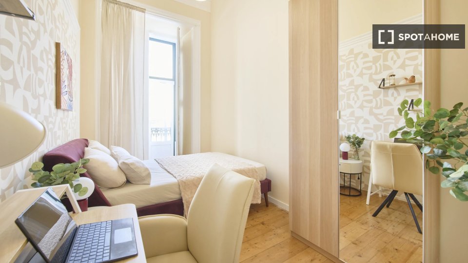 Double room Lisbon, 8 beds — photo 2