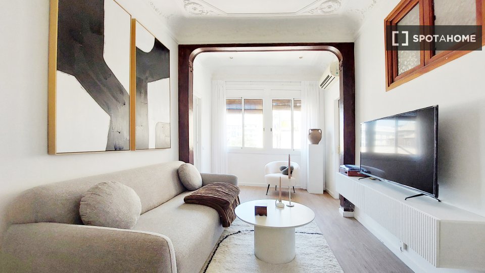 Apartment Barcelona, 3 beds, 78m² — photo 11