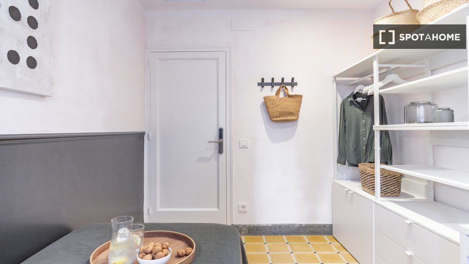 Double room Barcelona, 16 beds, 380m² — photo 12