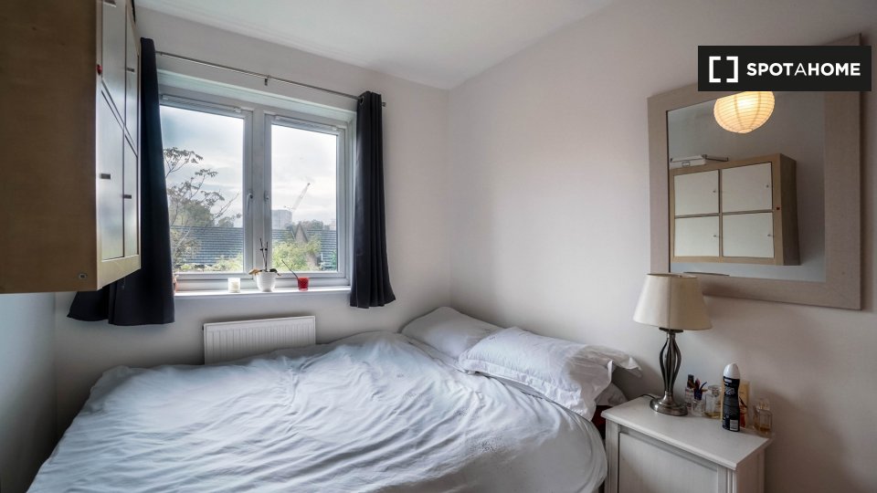 Double room London, 4 beds, 82m² — photo 1