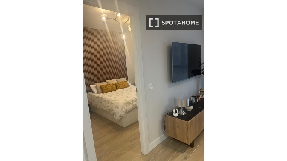 Apartment Madrid, 1 bed, 55m² — photo 17