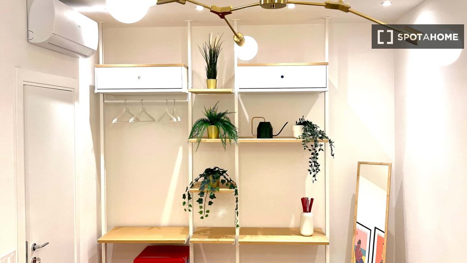 Apartment Rome, 1 bed, 72m² — photo 17