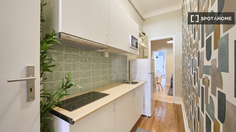 Apartment Lisbon, 1 bed — photo 16
