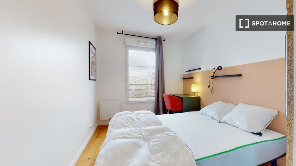 Double room Paris, 12 beds — photo 11