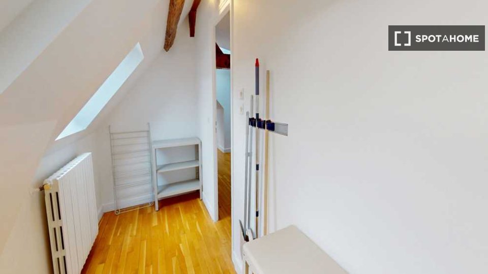 Double room Paris, 7 beds, 160m² — photo 4