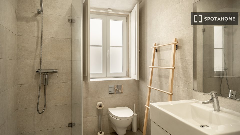 Apartment mono Lisbon, 52m² — photo 10