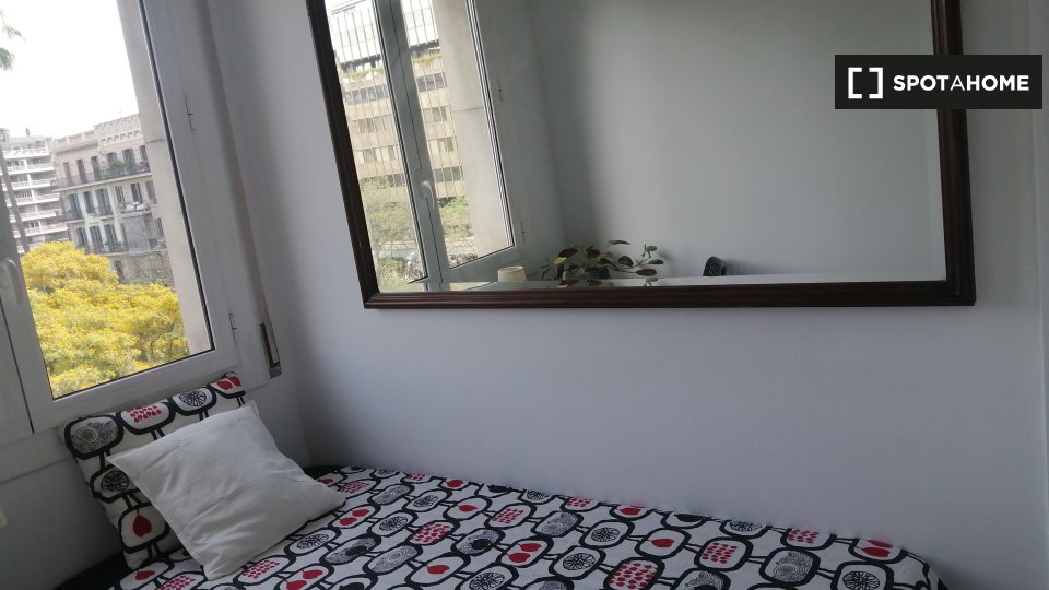 Double room Barcelona, 7 beds, 150m² — photo 11