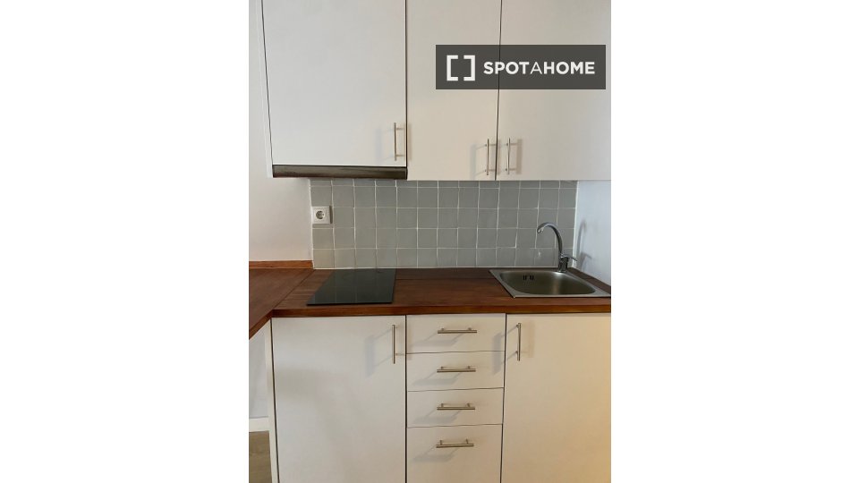 Apartment mono Lisbon, 25m² — photo 9