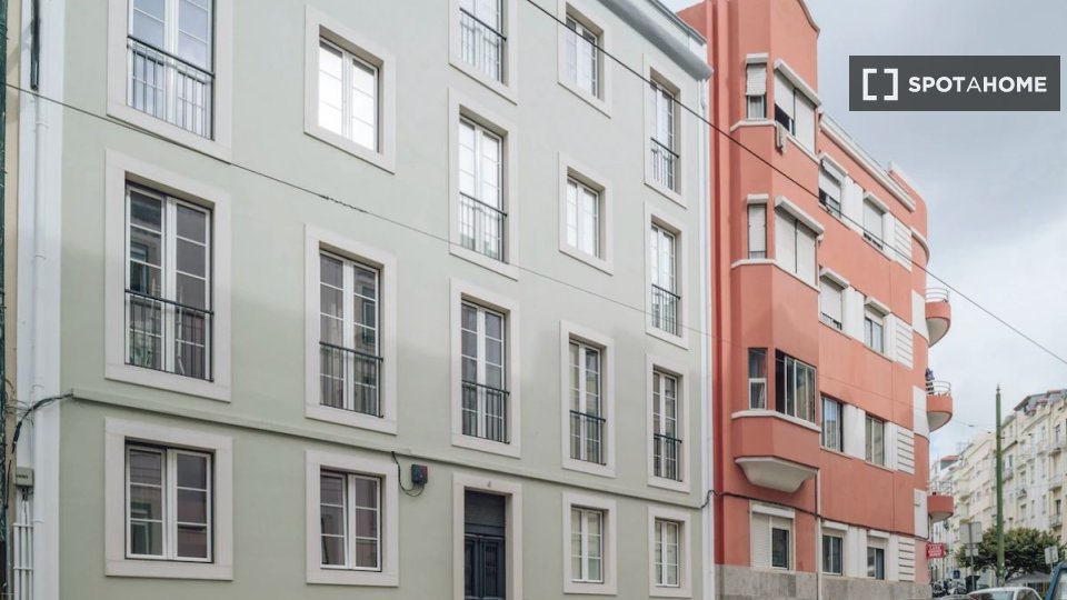 Apartment Lisbon, 1 bed — photo 10