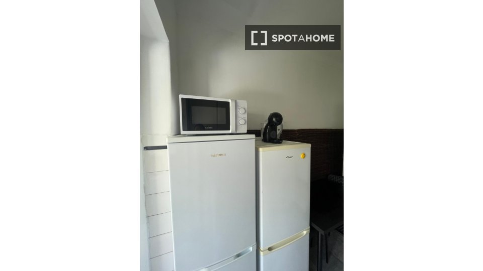 Double room Lisbon, 3 beds, 150m² — photo 2