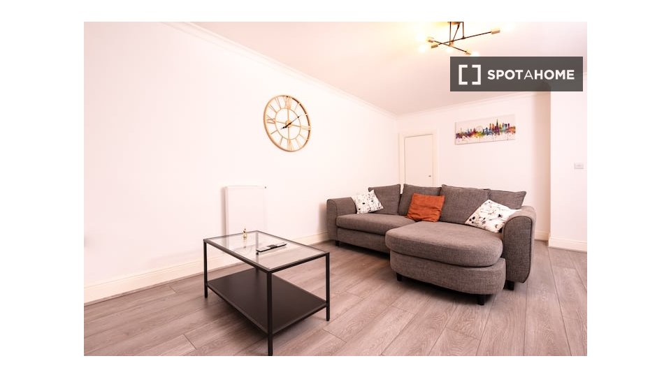 Apartment London, 2 beds — photo 7