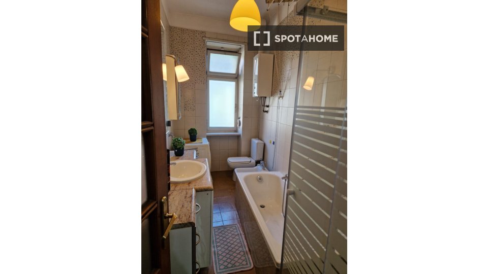 Double room Turin, 2 beds — photo 4