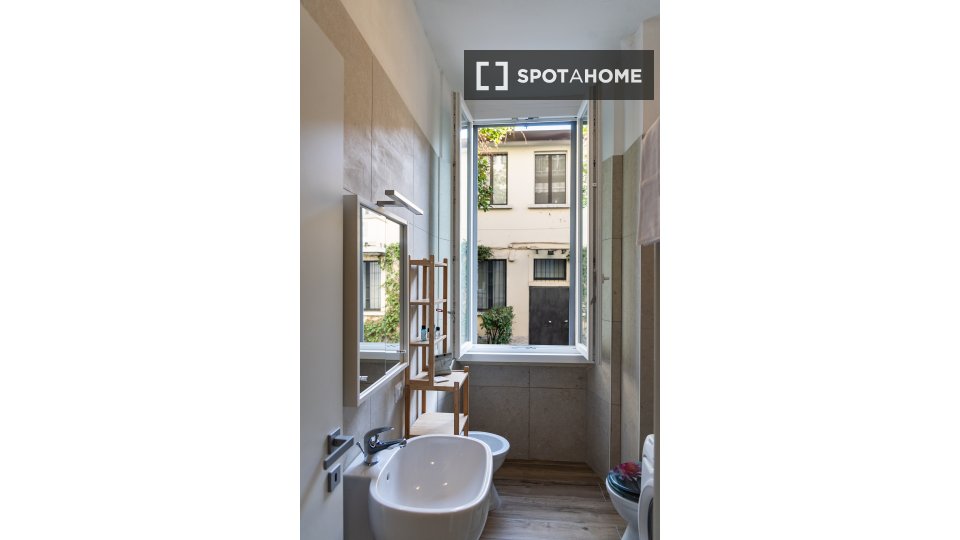 Apartment Milan, 1 bed — photo 15