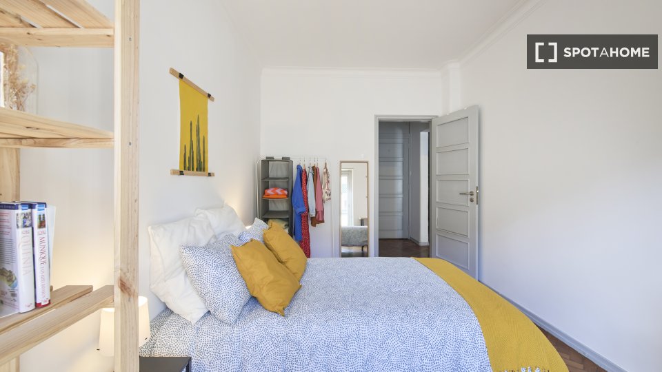 Double room Lisbon, 7 beds — photo 7