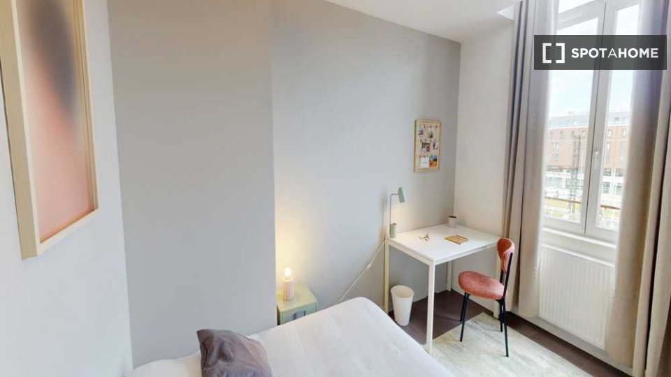 Double room Lyon, 3 beds, 70m² — photo 13