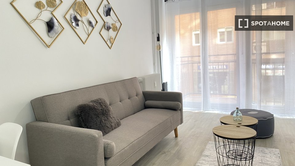 Apartment Madrid, 3 beds, 75m² — photo 11