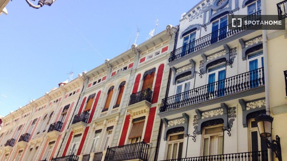 Apartment Valencia, 1 bed, 40m² — photo 3