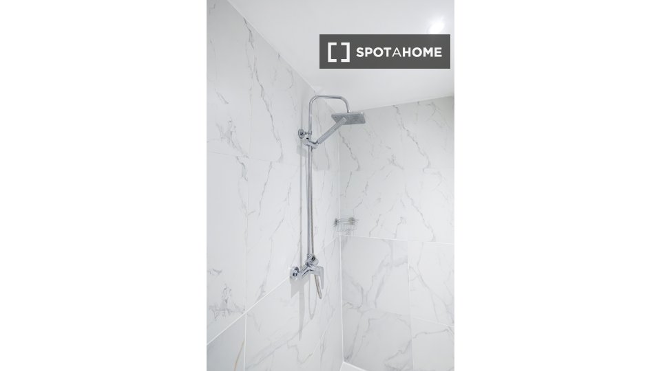 Apartment mono Budapest, 51m² — photo 1