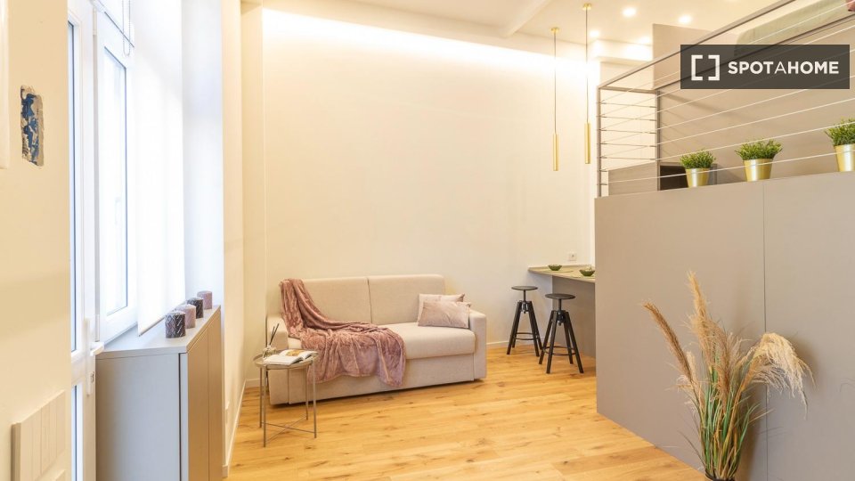 Appartamento con 1 camera da letto in affitto a Porta Ticinese, Milano - en Milán