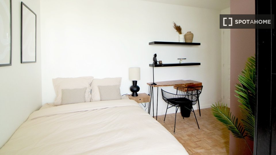 Double room Paris, 5 beds — photo 18