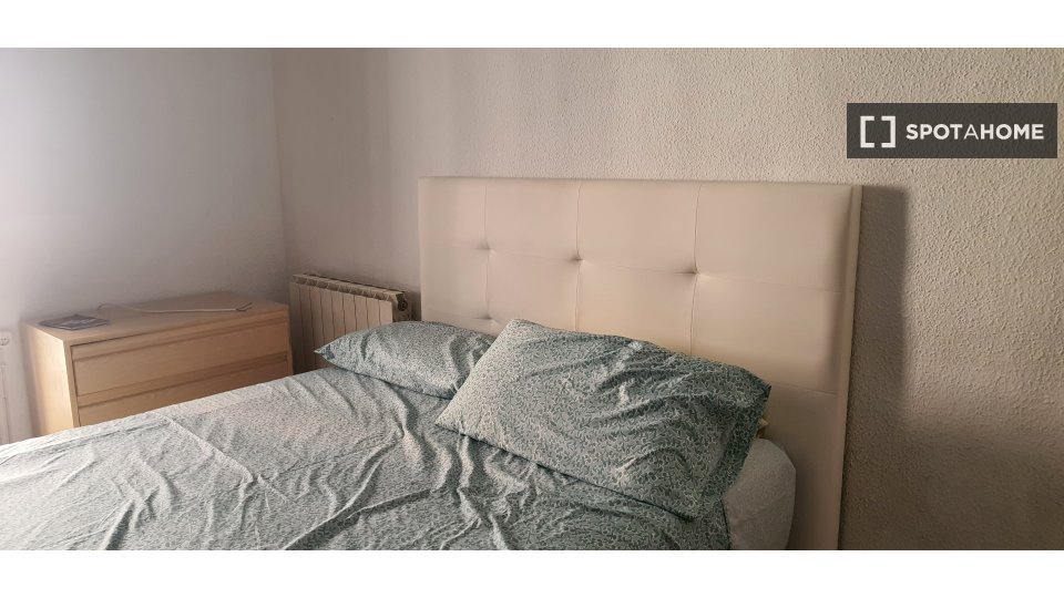Se alquila habitación en piso compartido en Entrevías, Madrid