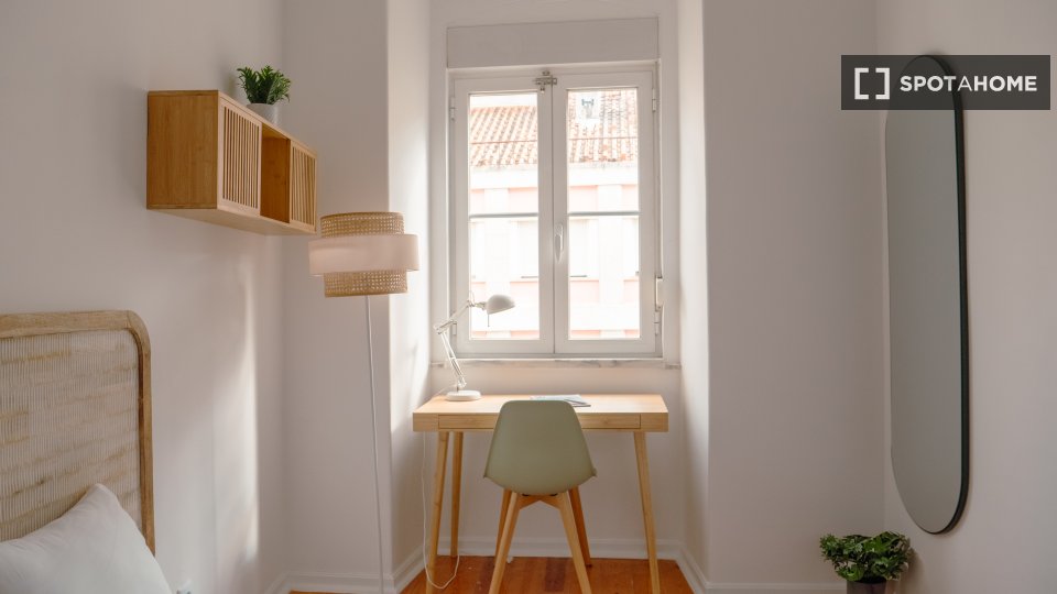 Double room Lisbon, 6 beds — photo 4