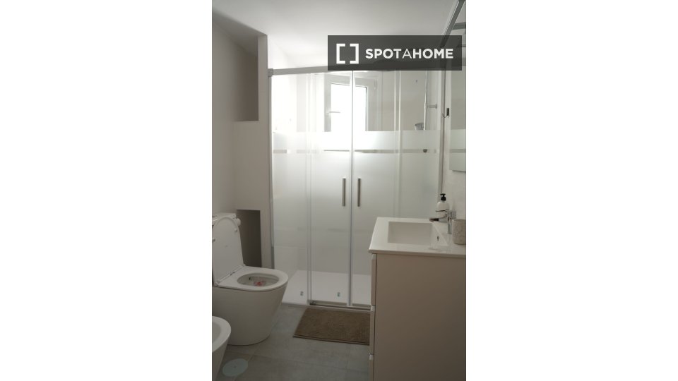 Apartment Malaga, 3 beds, 93m² — photo 2