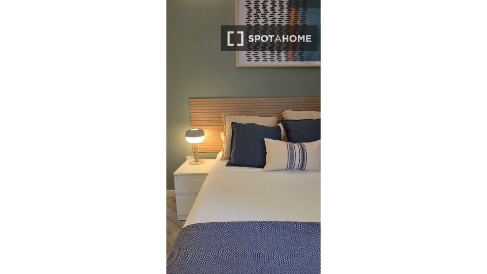 Double room Barcelona, 6 beds, 180m² — photo 18