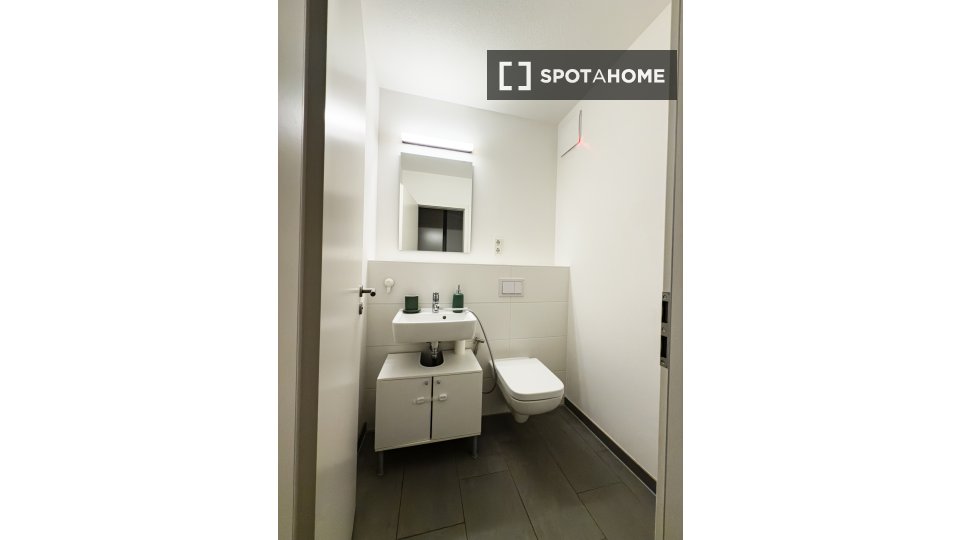 Apartment Berlin, 3 beds, 98m² — photo 16