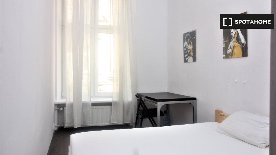 Double room Krakow, 5 beds, 140m² — photo 1