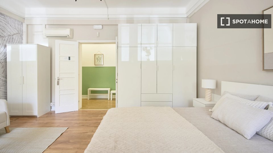 Double room Lisbon, 9 beds — photo 3